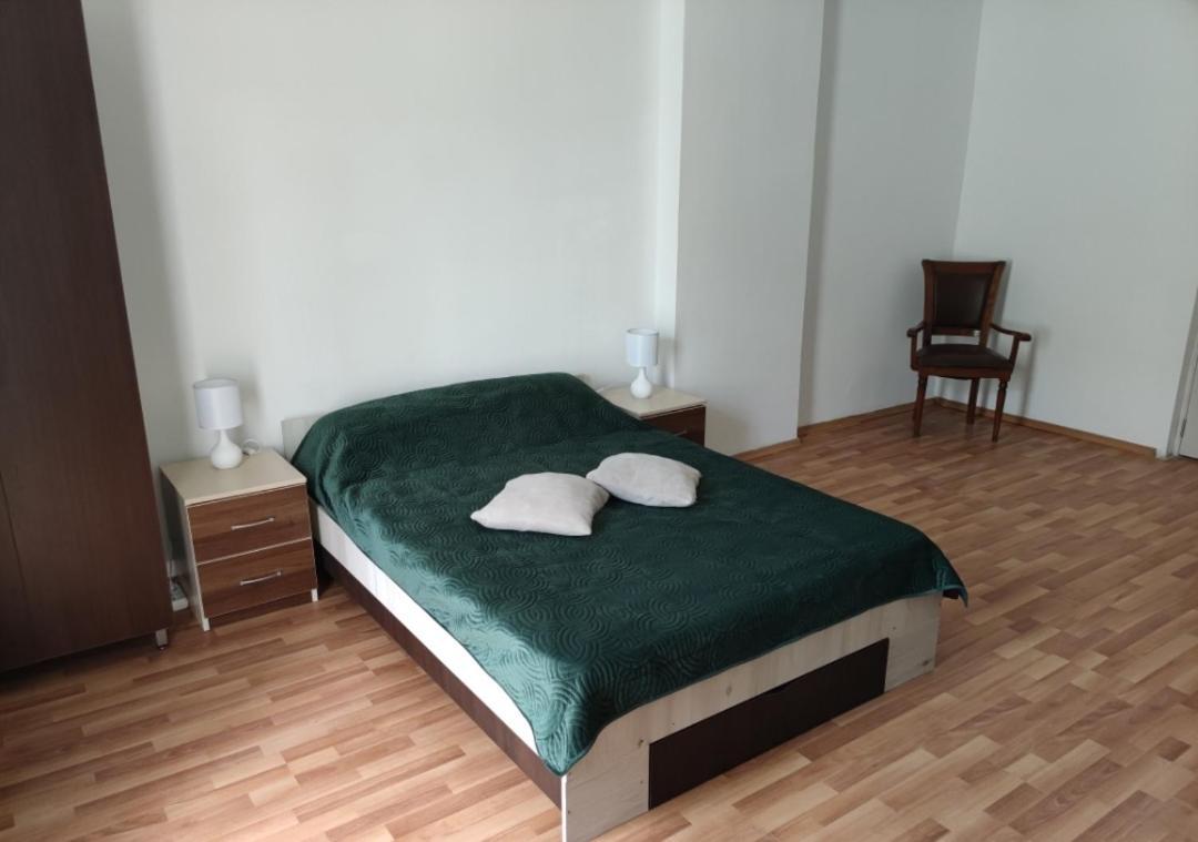 Christie'S 3 Central Apartment To Bucarest Екстериор снимка