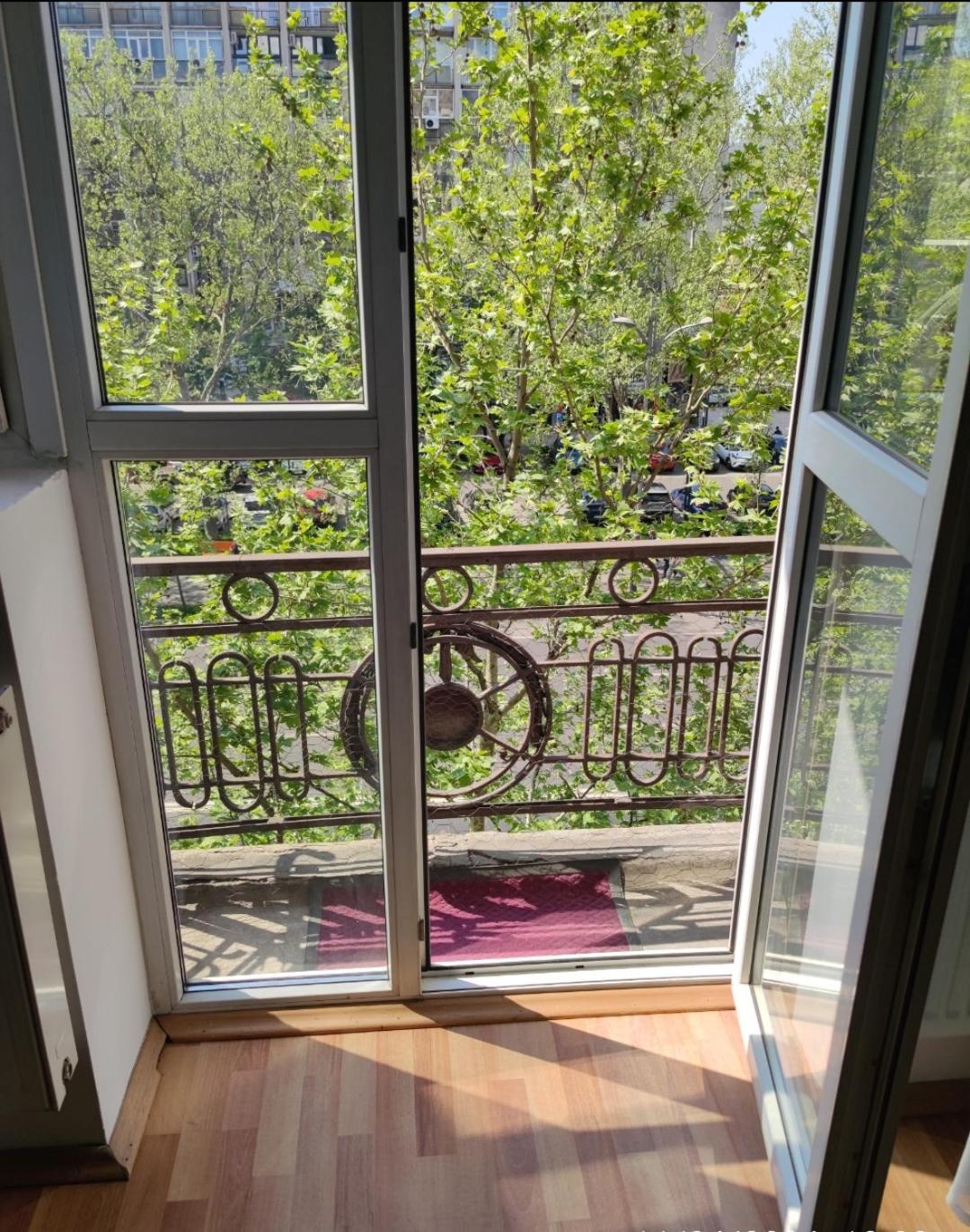 Christie'S 3 Central Apartment To Bucarest Екстериор снимка